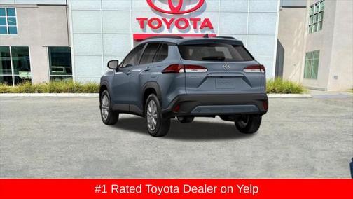 2025 Toyota Corolla Cross LE