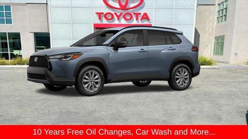 2025 Toyota Corolla Cross LE