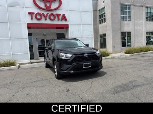 2024 Toyota RAV4 Hybrid LE