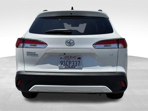 2025 Toyota Corolla Cross LE