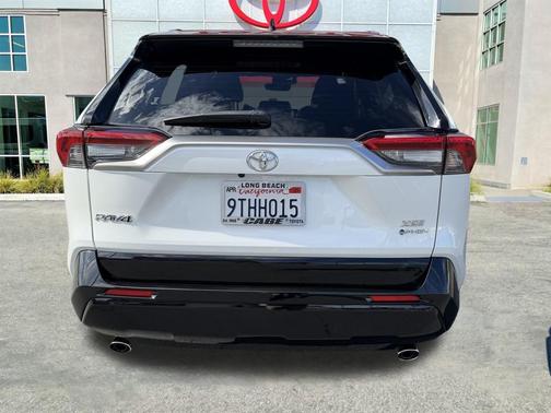 2025 Toyota RAV4 Hybrid SE
