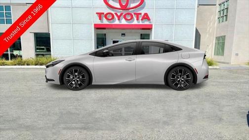 2025 Toyota Prius XLE