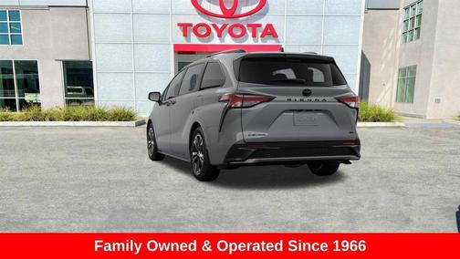 2026 Toyota Sienna XSE 7 Passenger
