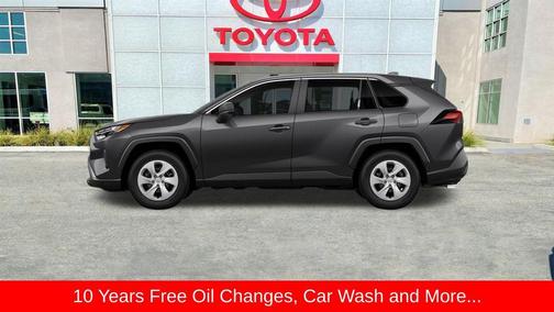 2025 Toyota RAV4 LE