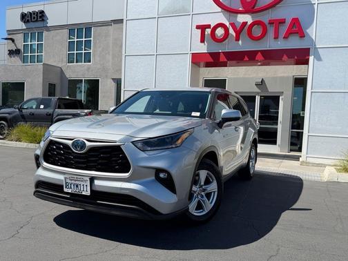 2021 Toyota Highlander Hybrid LE