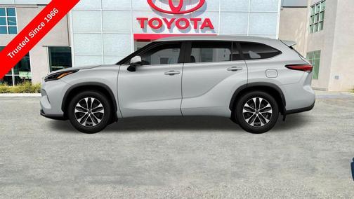 2026 Toyota Highlander XLE