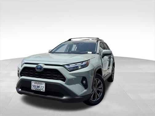 2022 Toyota RAV4 Hybrid XLE Premium