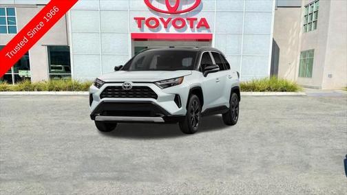 2025 Toyota RAV4 Hybrid SE