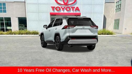 2025 Toyota RAV4 Hybrid SE