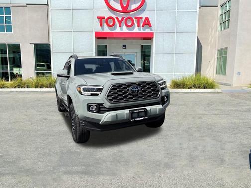 2022 Toyota Tacoma TRD Sport
