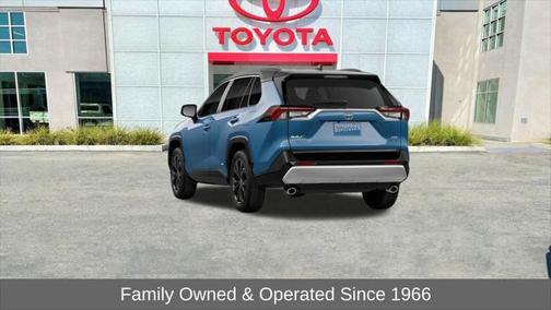 2025 Toyota RAV4 Hybrid SE