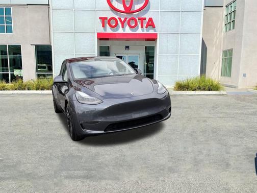 2023 Tesla Model Y Performance Dual Motor All-Wheel Drive