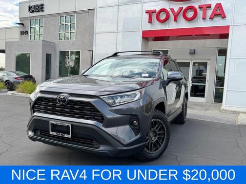 2020 Toyota RAV4 XLE