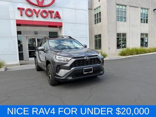 2020 Toyota RAV4 XLE