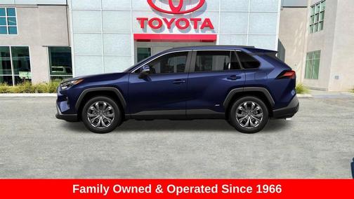 2025 Toyota RAV4 Hybrid XLE Premium
