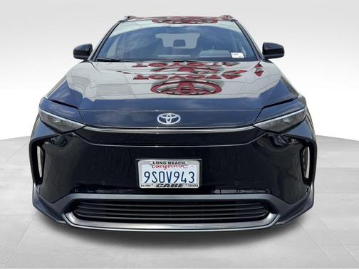 2025 Toyota bZ4X XLE