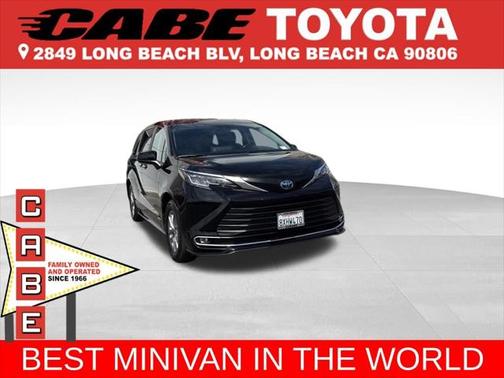 2021 Toyota Sienna XLE 8 Passenger
