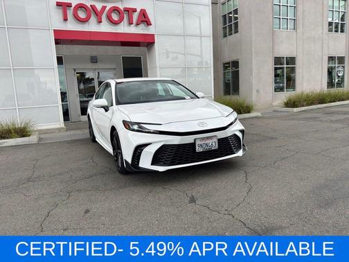 2025 Toyota Camry SE