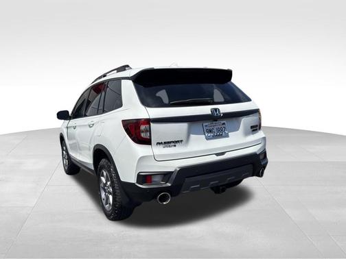 2022 Honda Passport AWD TrailSport