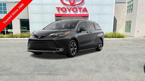 2025 Toyota Sienna Platinum