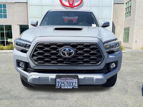 2020 Toyota Tacoma TRD Sport