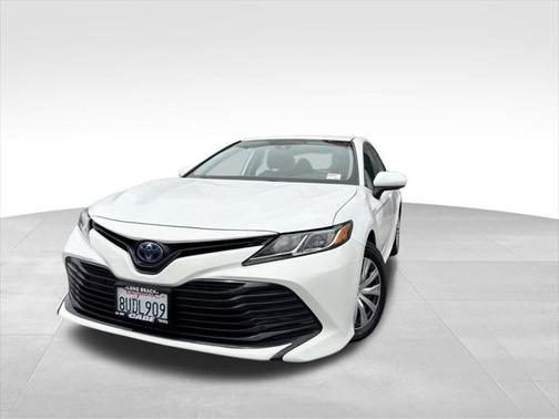 2020 Toyota Camry LE