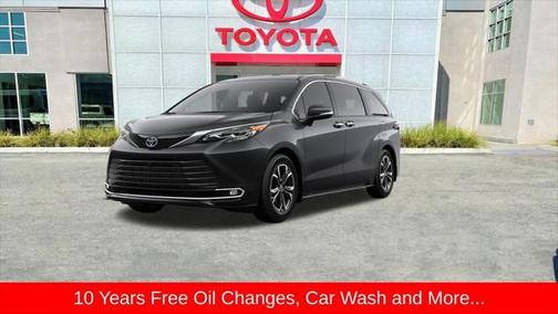 2025 Toyota Sienna Platinum 7 Passenger