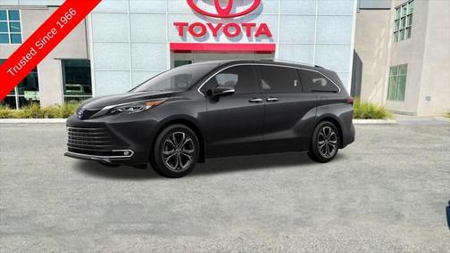 2025 Toyota Sienna Platinum 7 Passenger