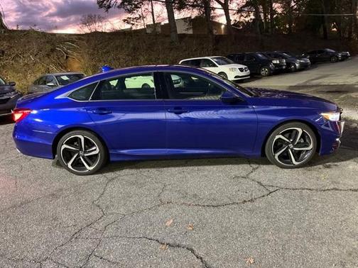 Photo 2 of 15 of 2020 Honda Accord Sport 1.5T