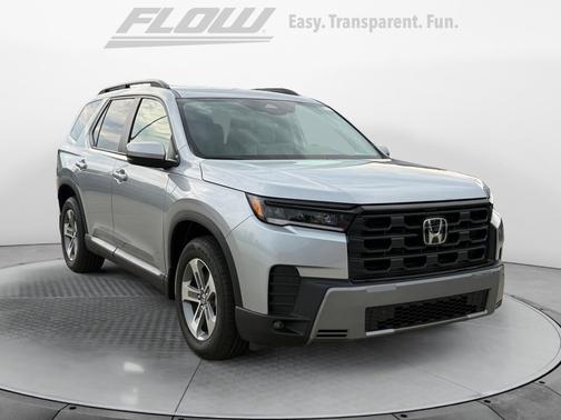 Solar Silver Metallic 2026 Honda Pilot
