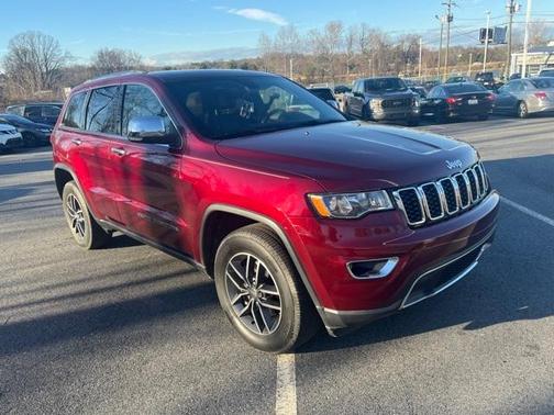 Photo 1 of 24 of 2018 Jeep Grand Cherokee Limited