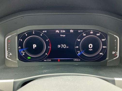 Pyrite Silver Metallic 2023 Volkswagen Atlas 3.6 SE w/ Technology