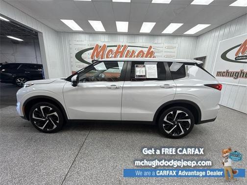 2022 Mitsubishi Outlander SE