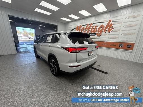 2022 Mitsubishi Outlander SE