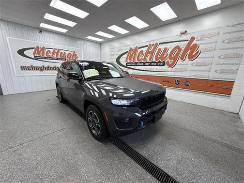 2022 Jeep Grand Cherokee 4xe Trailhawk