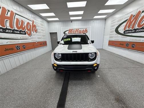 2022 Jeep Renegade Trailhawk