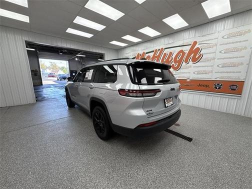 2024 Jeep Grand Cherokee L Laredo