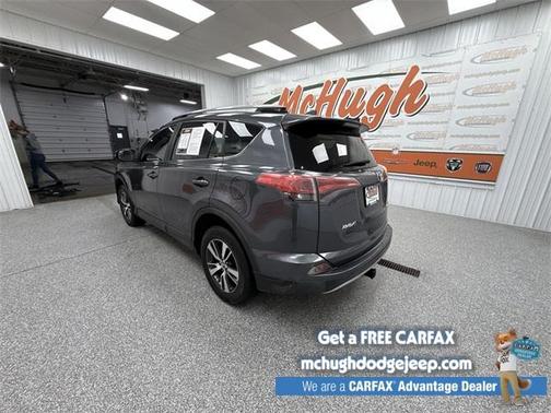 2017 Toyota RAV4 XLE