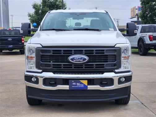 Oxford White 2025 Ford F-250 XL