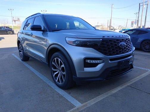 2023 Ford Explorer ST-Line