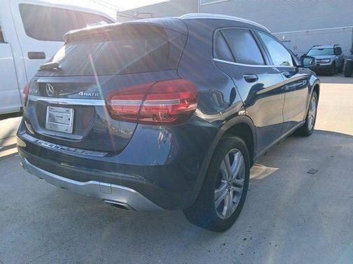 2020 Mercedes-Benz GLA 250 Base 4MATIC