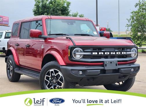 Ruby Red Metallic Tinted Clearcoat 2026 Ford Bronco Outer Banks