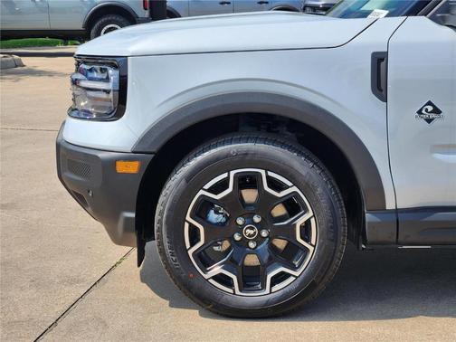 Space White Metallic 2026 Ford Bronco Sport Outer Banks