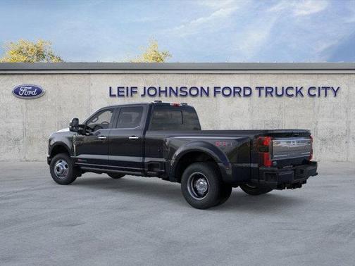 2025 Ford F-350 Platinum