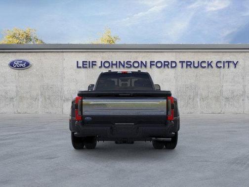 2025 Ford F-350 Platinum