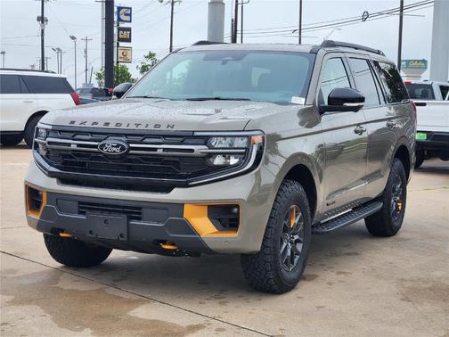 Gray 2026 Ford Expedition Tremor