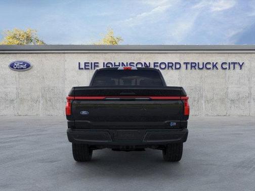 2025 Ford F-150 Lightning Platinum