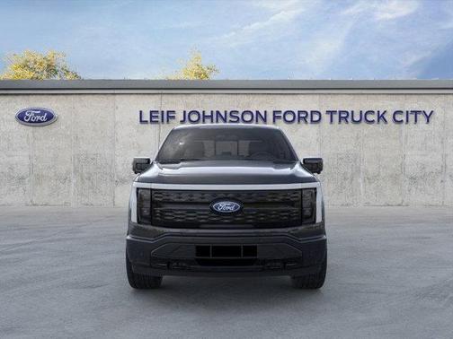 2025 Ford F-150 Lightning Platinum
