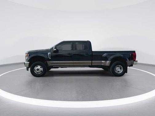 2022 Ford F-350 Lariat Super Duty