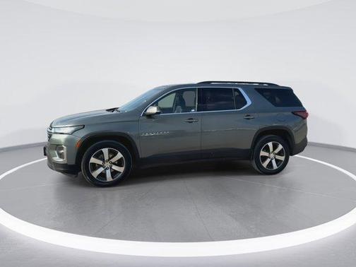 2022 Chevrolet Traverse LT Leather